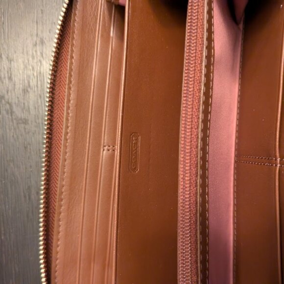 COACH Soho Lynn Leather Hobo Shoulder Handbag + Matching Wallet - Picture 10 of 14